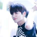 [인피니트] 난 <b>뼛속</b>부터 수니구나(먼산)