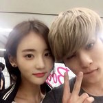 종현옆에 이여자 누구?