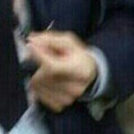 진짜 너무 급해 이거 일베 <b>손동작</b>이야?
