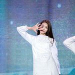 [러블리즈] 예인이 <b>상체</b>는 말랐는데