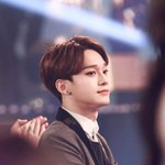 [EXO] <b>여행</b>?갈만한 좋은곳 뭐있냐