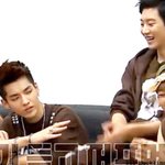 [EXO] 박찬열이 상당히 <b>불편</b>한 클이<b>쓰</b>