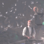 [시우민] 민석이 정말 <b>늘씬</b>하다(시우민)