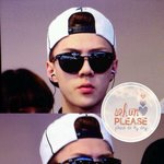 [EXO] 야얘들 하네다공항 사진인데 우둘기인것같음 <b>유포</b>자