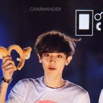 [찬열] <b>머리띠</b> 던지고 웃는 찬열