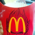 기발한 아이디어로 열도 햄버거 1년 무료 <b>시식</b>권 얻었다는 작품...