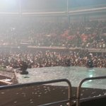 [EXO] ㄹㅇ 나 14구역 2열이였는데 <b>스텐</b><b>딩</b>팬스 못지않았다고