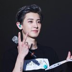 [EXO] 실물 <b>이번콘</b>에서 처음봤는데 느낀점