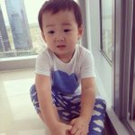 [EXO] 오늘밖에 춥다 옷따숩게<b>입어</b> 