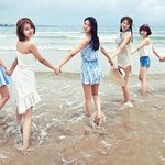 女아이돌 시원한 <b>비치</b>룩 화보