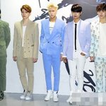 모델 뺨치는 <b>빅스</b> 기럭지.....................대박...