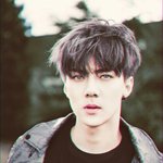 [EXO] 오세훈 <b>자켓</b>사진봐..ㅅㅂ