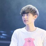 [EXO] 준면이 앨범에 씽이포카 민석이 포스터가