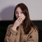 女아이돌의 <b>포근</b>한 니트 패션