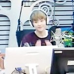 [EXO] 쟤 생일에 <b>미역국</b> 못먹어서 저런대..