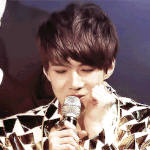[EXO] 오줌은 ㄹㅇ개쳐맞아도 정신못차릴듯 ㄷㄷ
