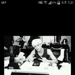 [EXO] 김종인 왜 <b>SNS</b> 귀찮은척함?ㅋㅋㅋ