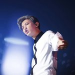 [EXO] 나진짜남자가<b>와이</b>셔츠만입는거