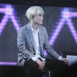 [EXO] 토욜날에 알바를하는데