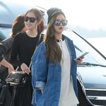 아빠 옷 걸치고 나온 것 같은 <b>보미</b>