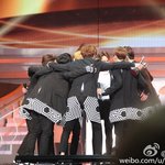 [EXO] 야 안티들이 안그래도 욕하는데 <b>내부적</b>으로 팬덤분열나면