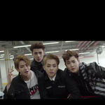 [EXO] 하...그렇게쳐다보시면