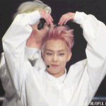 [시우민] ㅅㄷ)민석이 참 <b>자비</b>없다