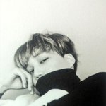 [EXO] 계단에서 남자주워왔는데 남자가 일어남.<b>jpg</b>