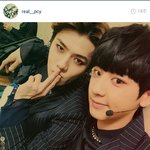 [EXO] 세1훈이 대놓고 <b>담배</b>...