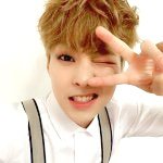 [EXO] 누가 시우민 셀<b>고래</b>..