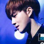 [EXO] 난 지금 헤어별로니 코디별로니 이런게 눈에 <b>안</b>들어<b>봄</b>