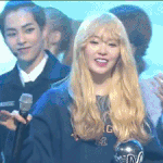 [EXO] 준면이 이거 <b>데뷔초</b>같아..