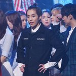 [시우민] 기자들이 시우민 누가 더 잘찍나 내기중인듯 ...