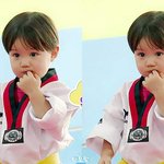 [EXO] 태오<b>이사진</b>ㄹㅇ종인이닮음ㅋㅋㅋㅋㅋㅋ