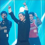 [시우민] ㅅㄷ 이제서야 컴백이 실감난다