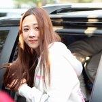 비주얼로는 막내인 러블리즈 유지애