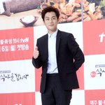 <b>제작</b>발표회에서 먹방이 뭔지 보여주는 윤두준ㅋㅋㅋㅋㅋㅋㅋㅋㅋㅋ
