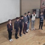 [EXO] 세훈이 종인이 모교에서 <b>촬영</b>했네