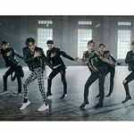 [EXO] 어제 애들 몇시쯤에 나왔냐