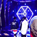 [EXO] 담요 없어져서 사려는데 지금 담요<b>사면</b> 이상함?