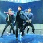 [EXO] 오늘자 꿀<b>렁</b>춤