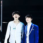 [EXO] <b>포스터</b> 개예쁘다 시발..