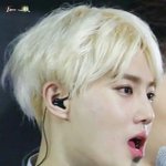 [EXO] 아<b>하드</b>렌즈맞추러 안과와서