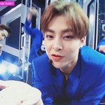 [EXO] 가족끼리<b>밥</b>먹으러왔는데