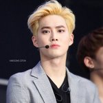 [EXO] 너네방에 엑소어떻게<b>진열</b>해놨니