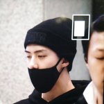 [EXO] 흑발 존나 염불외더니 흑발 조또 <b>존재</b>감없음