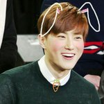 [EXO] 물어보는애들한테 친절하게<b>설명</b>좀해줘