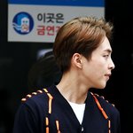 [EXO] 다리보다가털존나많아서남잔줄