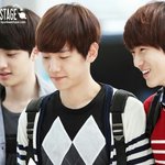 [EXO] 맞아 12년도에 <b>공항</b>프리뷰보면서