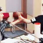 [EXO] 나도 <b>애인</b>이랑 손 이렇게 잡아보고싶다..
